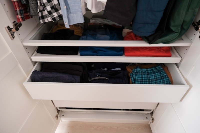A fitted wardrobe in an alcove